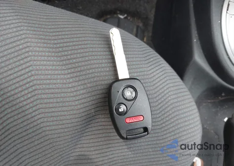 2012 Honda Fit z USA, uszkodzony, nr VIN JHMGE8H32CC028333